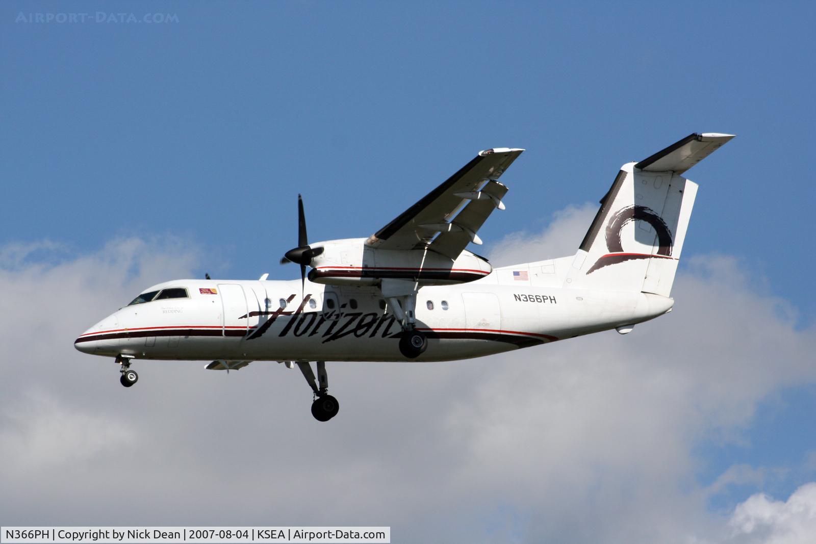 N366PH, 1998 Bombardier DHC-8-202 Dash 8 C/N 510, /