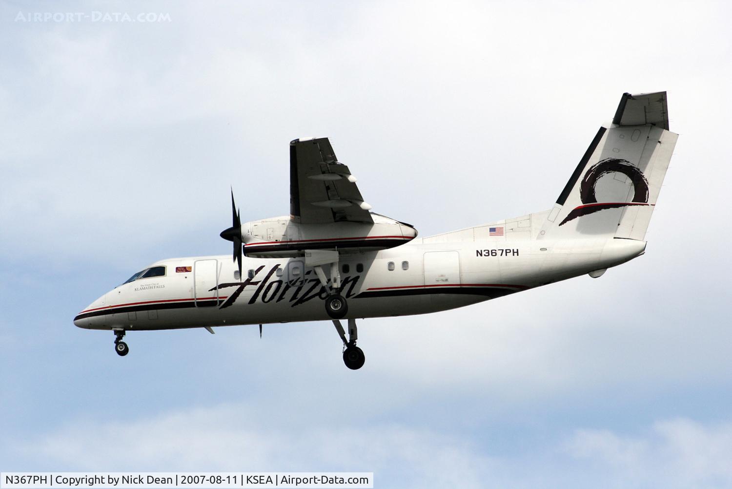 N367PH, 1998 Bombardier DHC-8-202 Dash 8 C/N 511, /