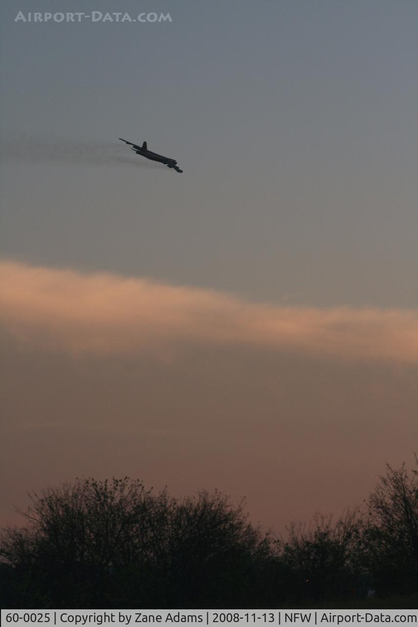 60-0025, 1960 Boeing B-52H Stratofortress C/N 464390, Departing NASJRB Fort Worth at dusk.