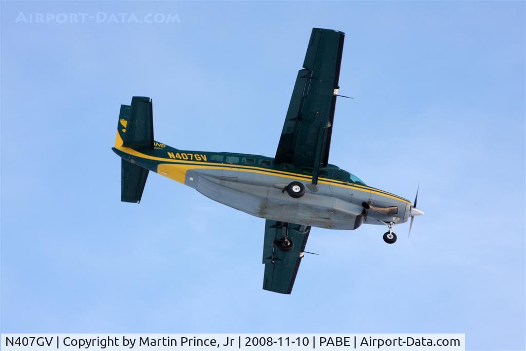 N407GV, 1997 Cessna 208B C/N 208B0616, Landing 18 Bethel