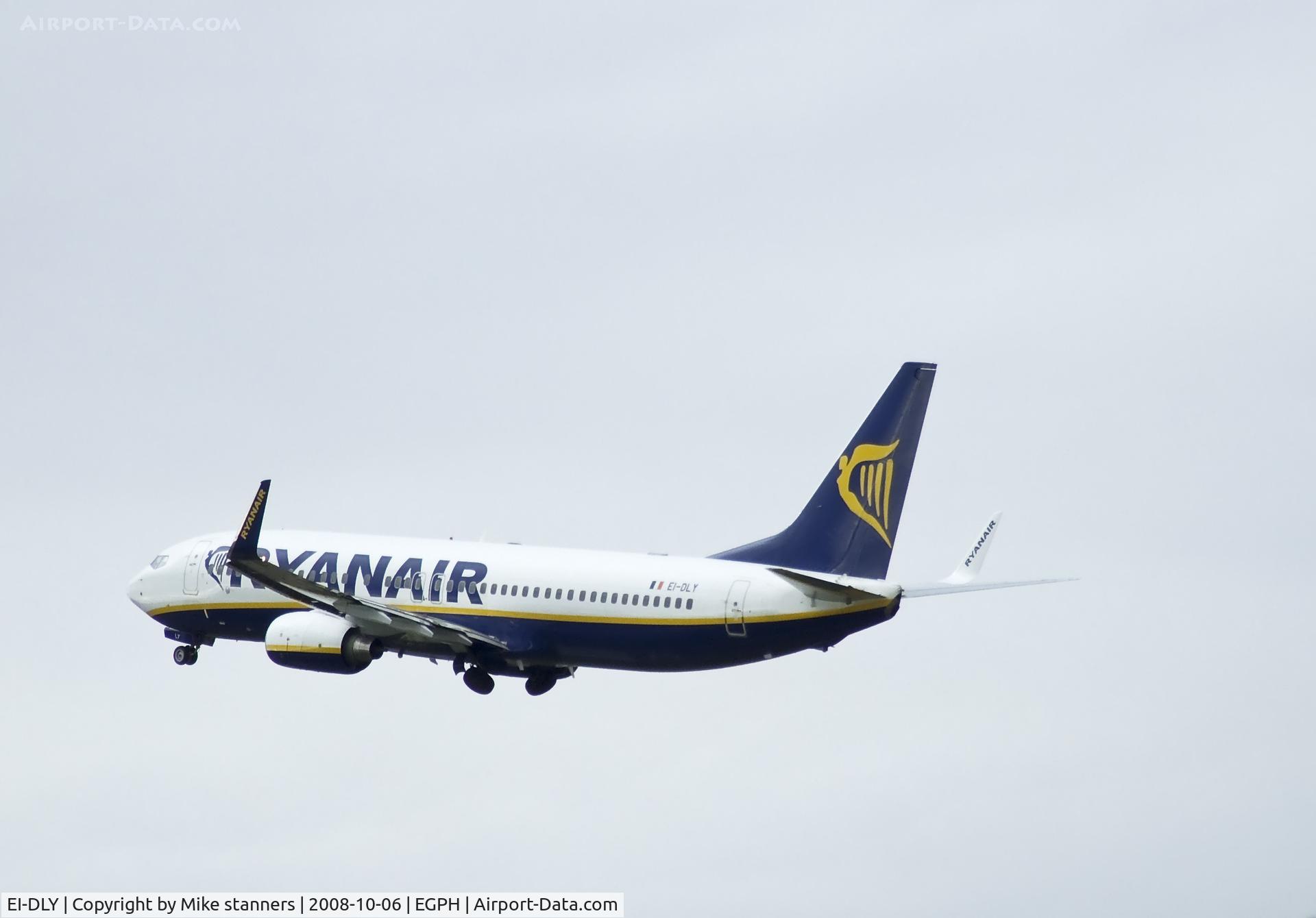 EI-DLY, 2006 Boeing 737-8AS C/N 33601, EI-DLY Departing EDI on flight RYR3815