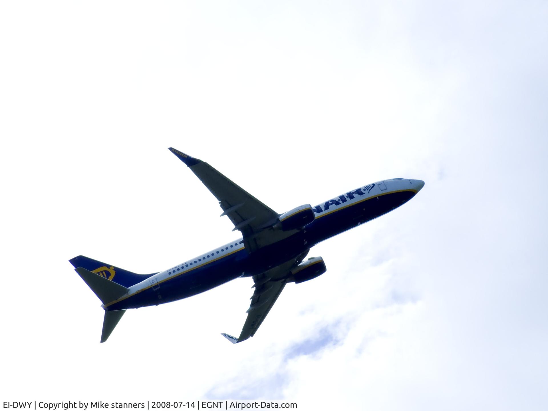 EI-DWY, 2008 Boeing 737-8AS C/N 33638, Ryanair B737 Lifting off from newcastle airport