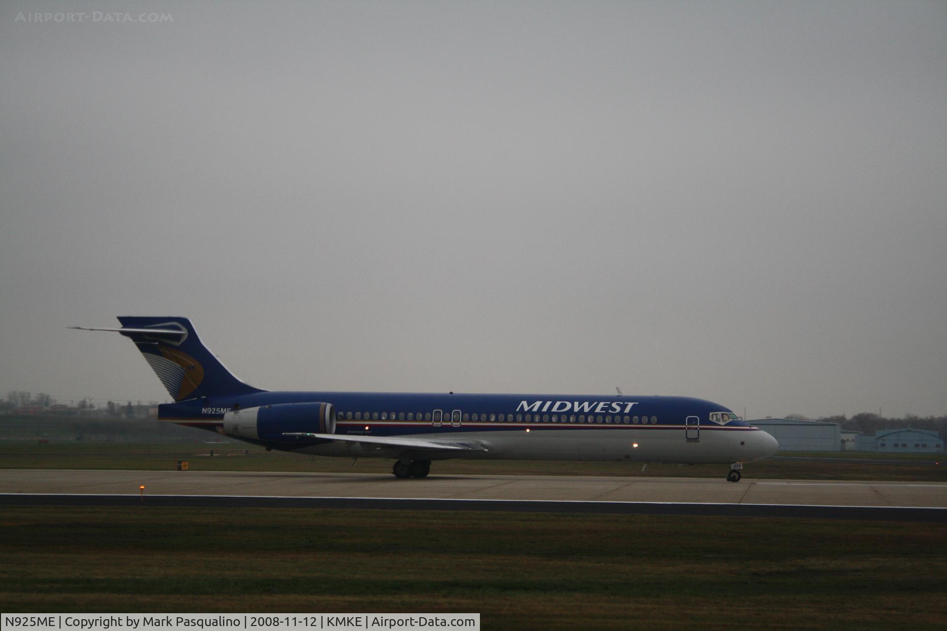 N925ME, 2005 Boeing 717-200 C/N 55191, Boeing 717-200