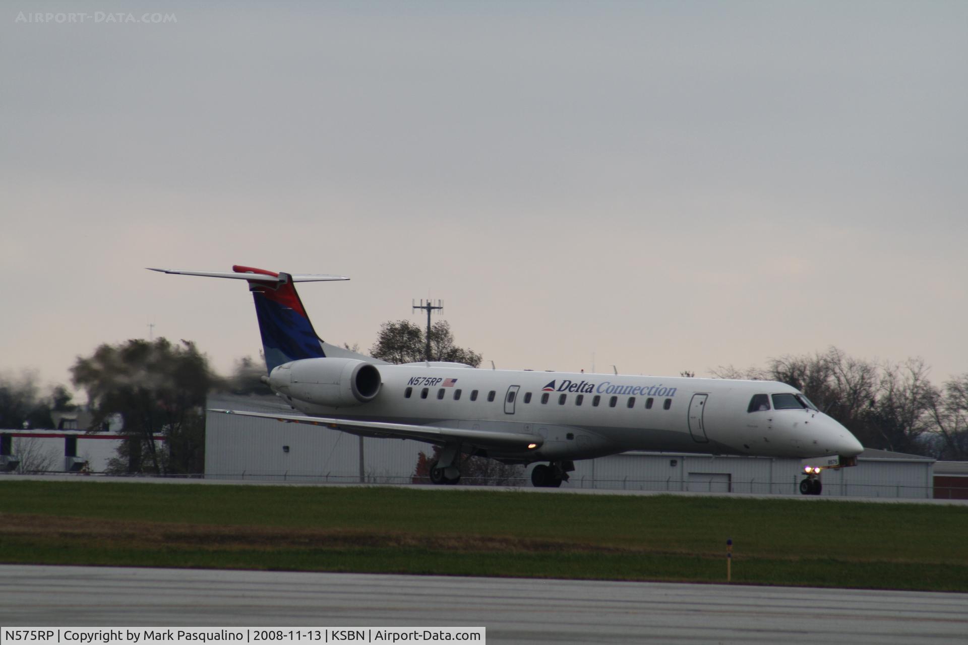 N575RP, 2004 Embraer ERJ-145LR (EMB-145LR) C/N 14500847, EMB-145LR