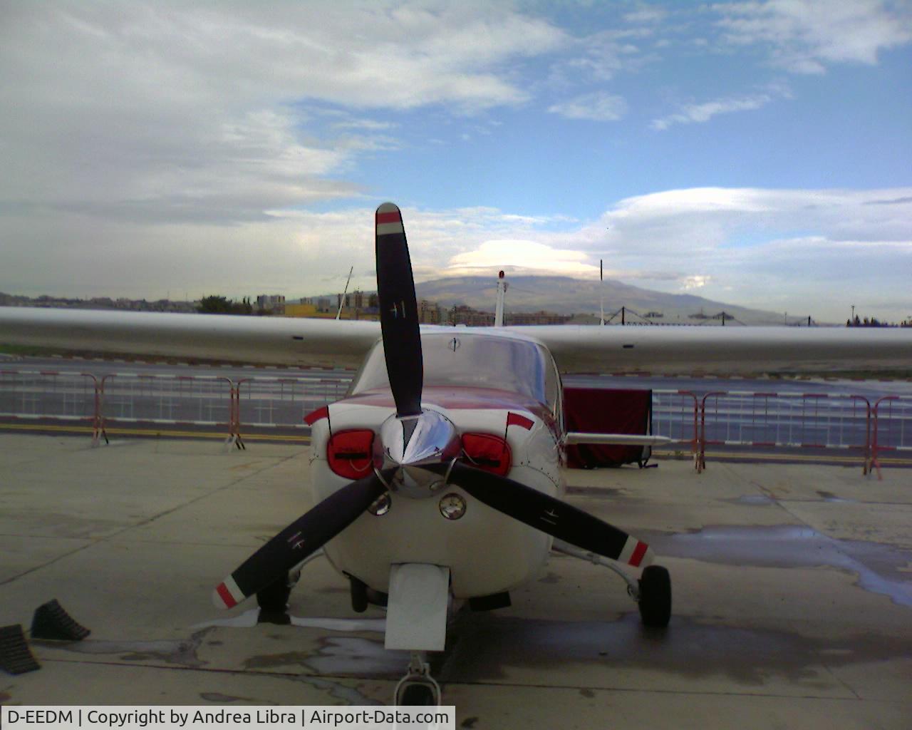 D-EEDM, 1976 Cessna 177RG Cardinal C/N 177RG1054, On the background Mount ETNA - catania