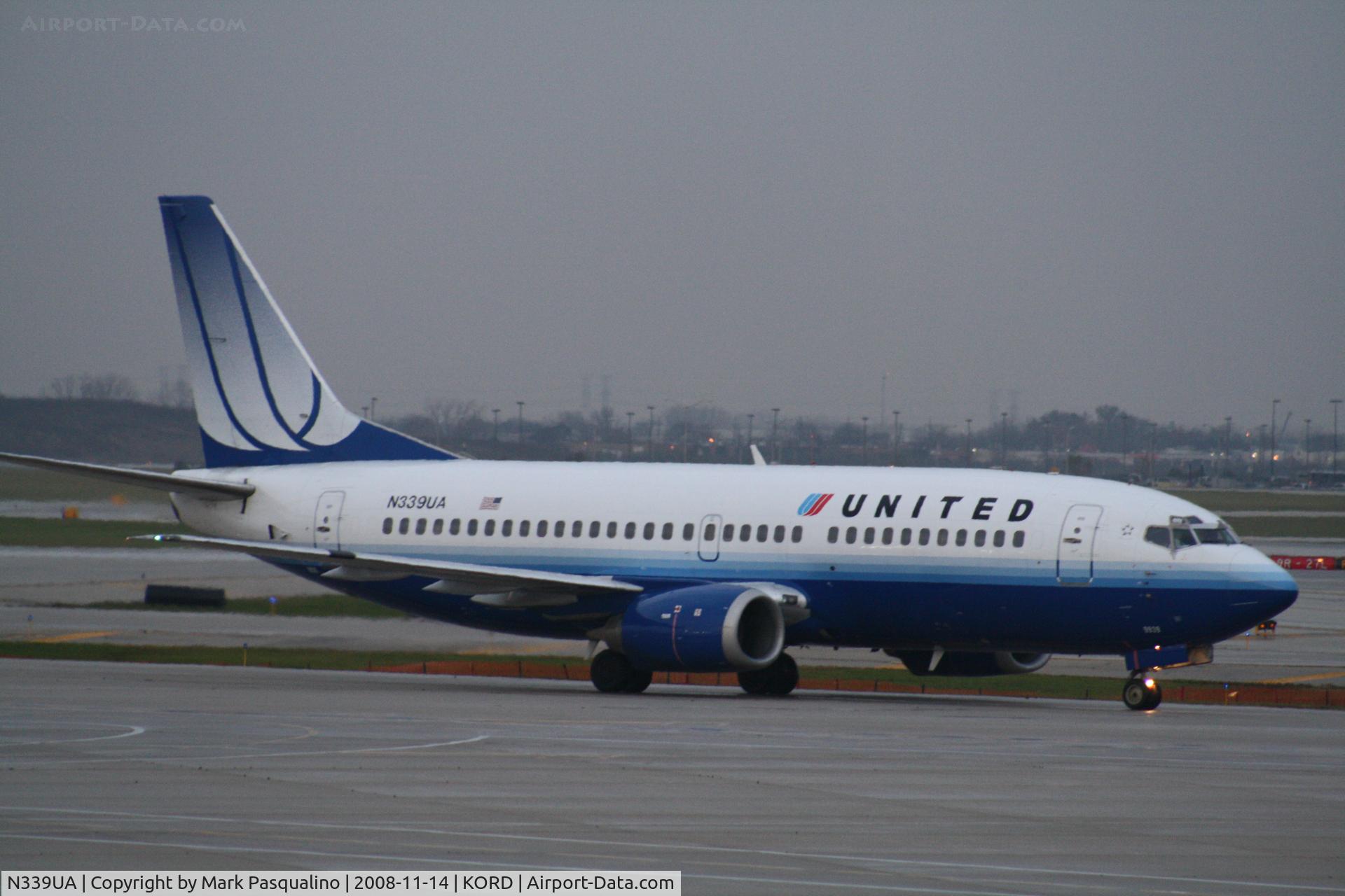 N339UA, 1988 Boeing 737-322 C/N 24243, Boeing 737-300