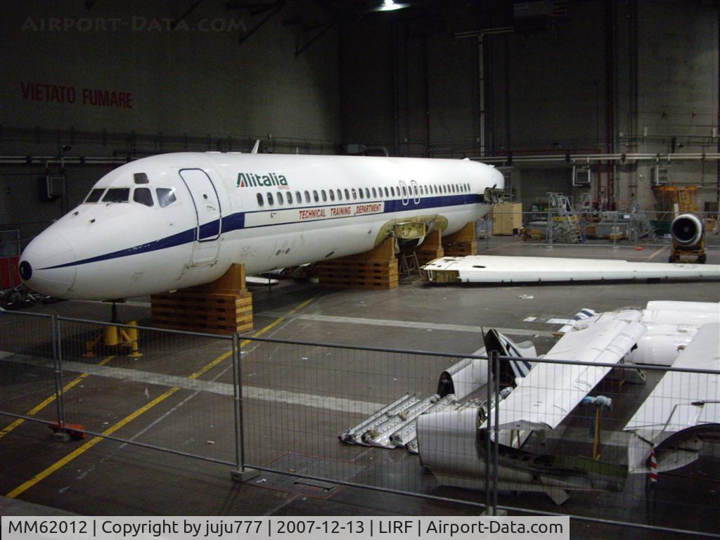 MM62012, 1974 Douglas DC-9-32 C/N 47595/709, oldes Italian Air Force, use by Alitalia for technical training