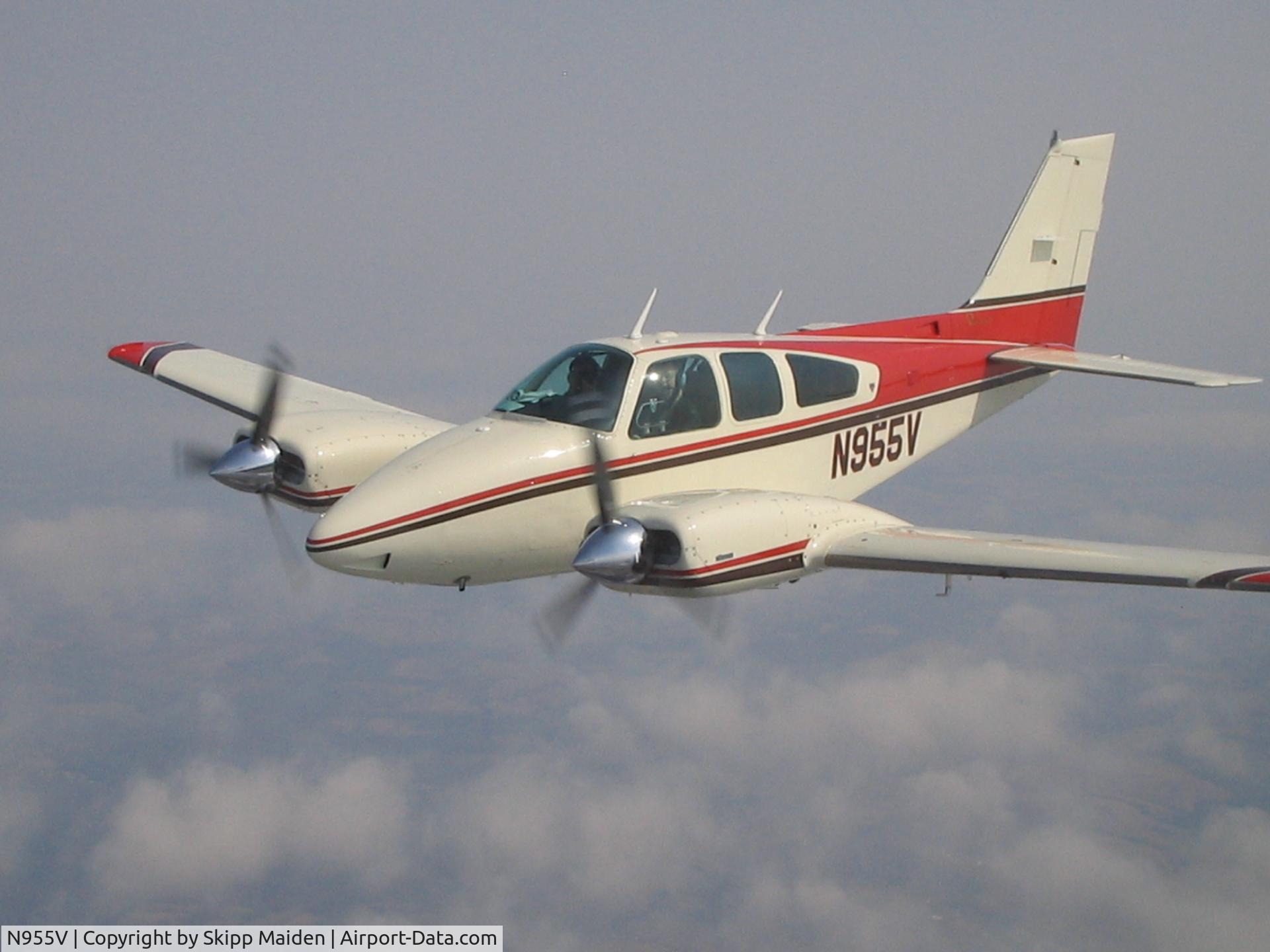 N955V, 1975 Beech 95-B55 (T42A) Baron C/N TC-1912, In company with N634TA