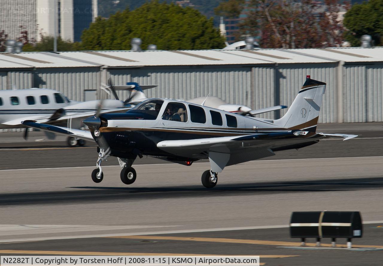 N2282T, Raytheon G36 C/N E-3724, N2282T arriving on RWY 21