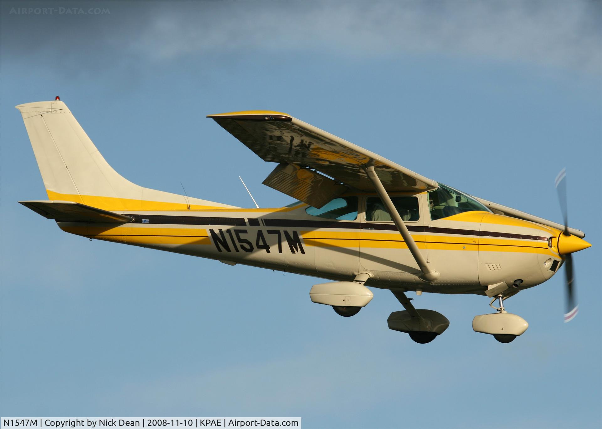 N1547M, 1975 Cessna 182P Skylane C/N 18264371, /