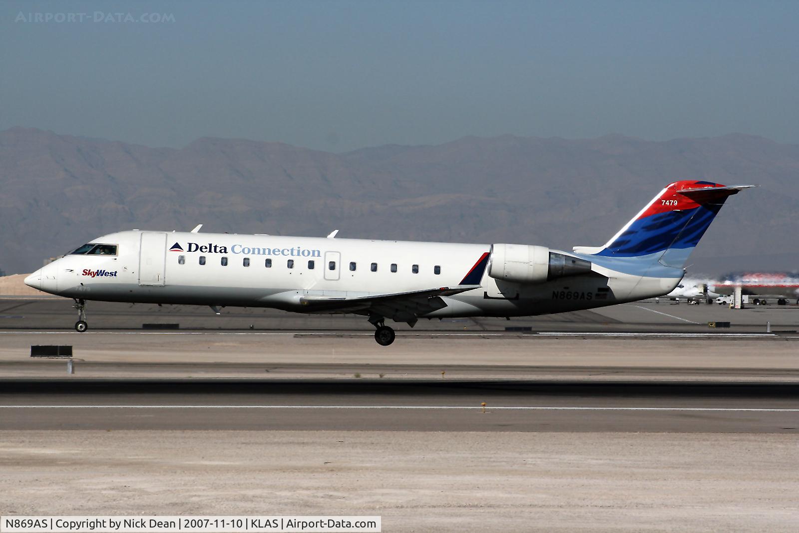N869AS, 2001 Bombardier CRJ-200ER (CL-600-2B19) C/N 7479, /