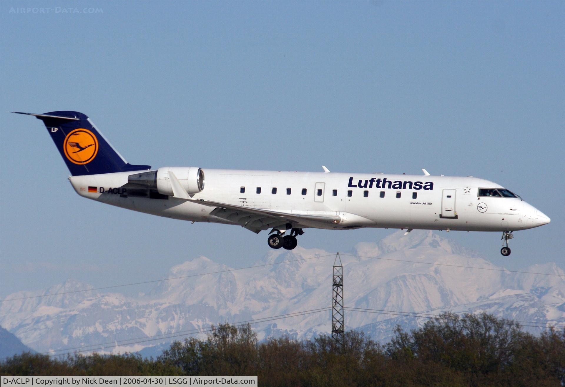 D-ACLP, Canadair CRJ-100LR (CL-600-2B19) C/N 7064, /