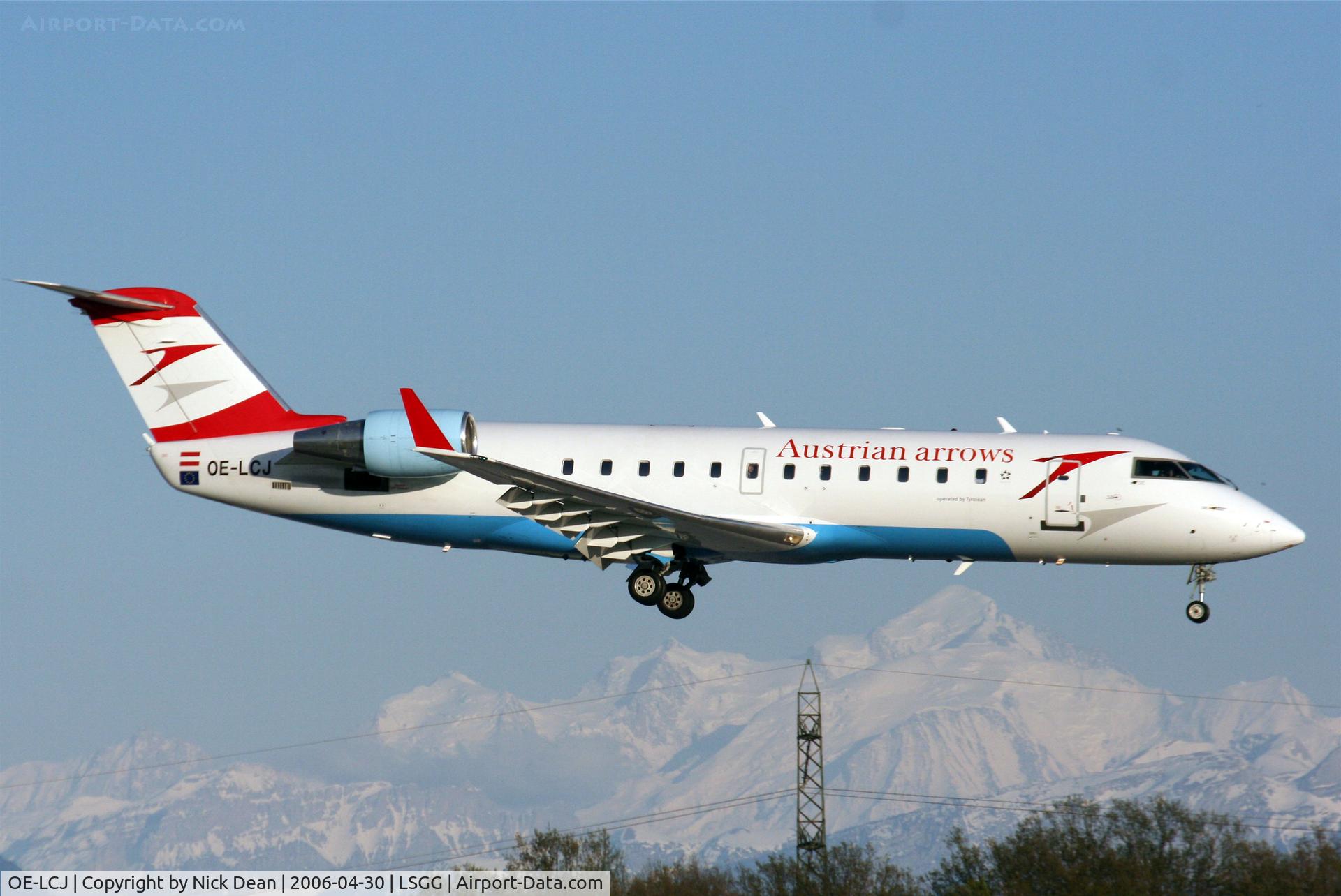 OE-LCJ, 1996 Canadair CRJ-200LR (CL-600-2B19) C/N 7142, /