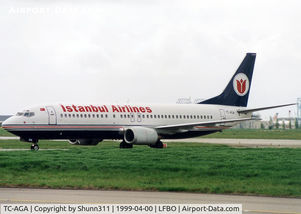 TC-AGA, 1989 Boeing 737-4Y0 C/N 24512, Arriving from flight...