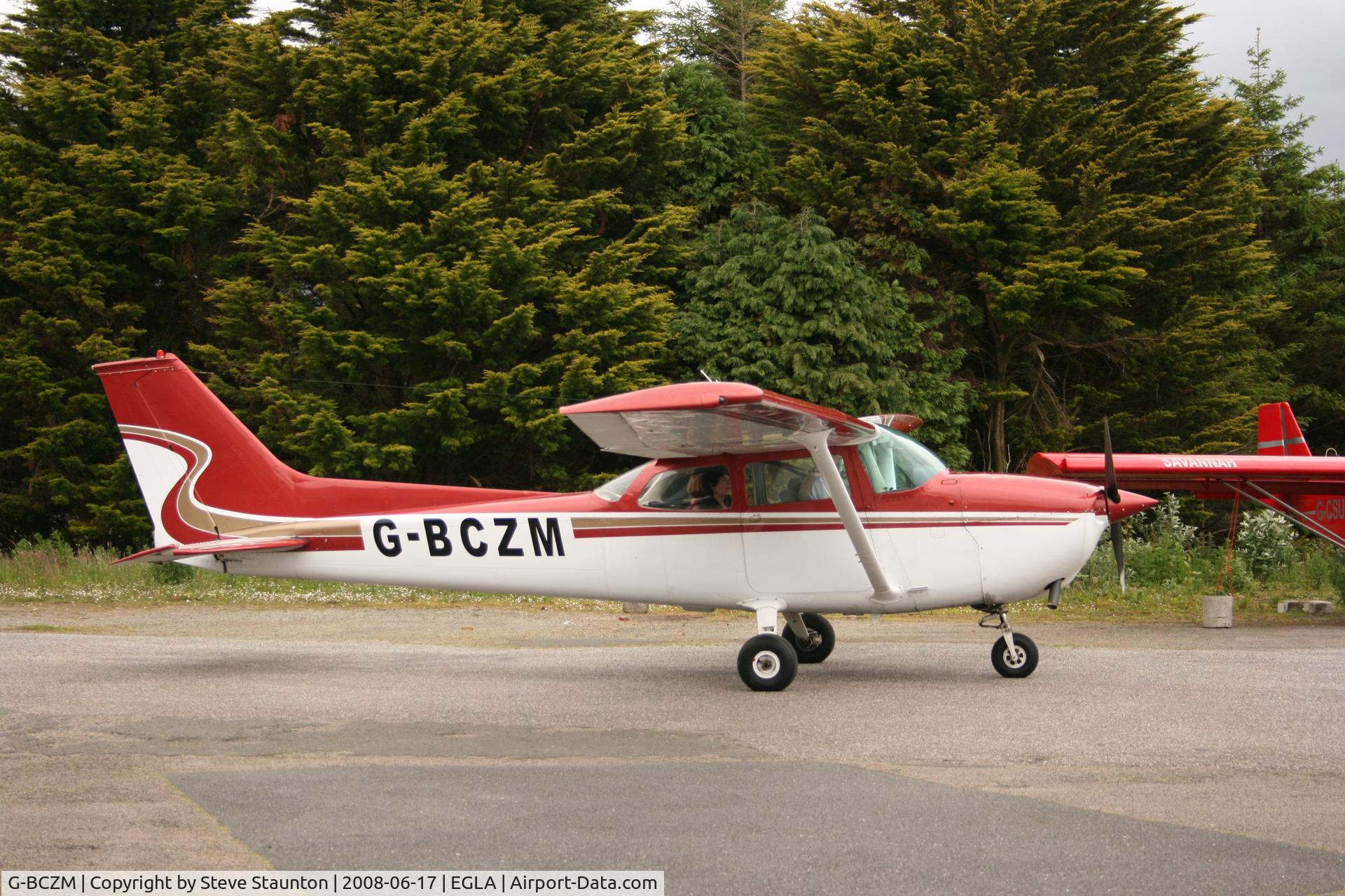 G-BCZM, 1975 Reims F172M Skyhawk Skyhawk C/N 1350, Taken at Bodmin Airfield, June 2008.