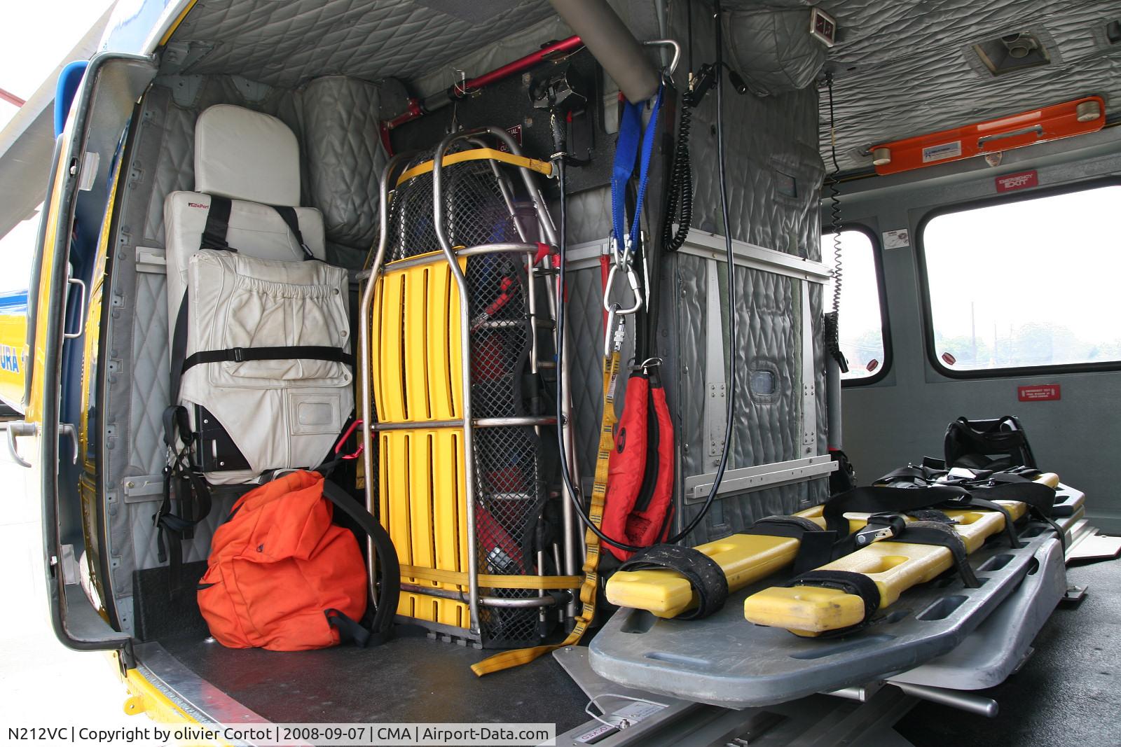 N212VC, 1975 Bell 212 C/N 30693, rescue equipement