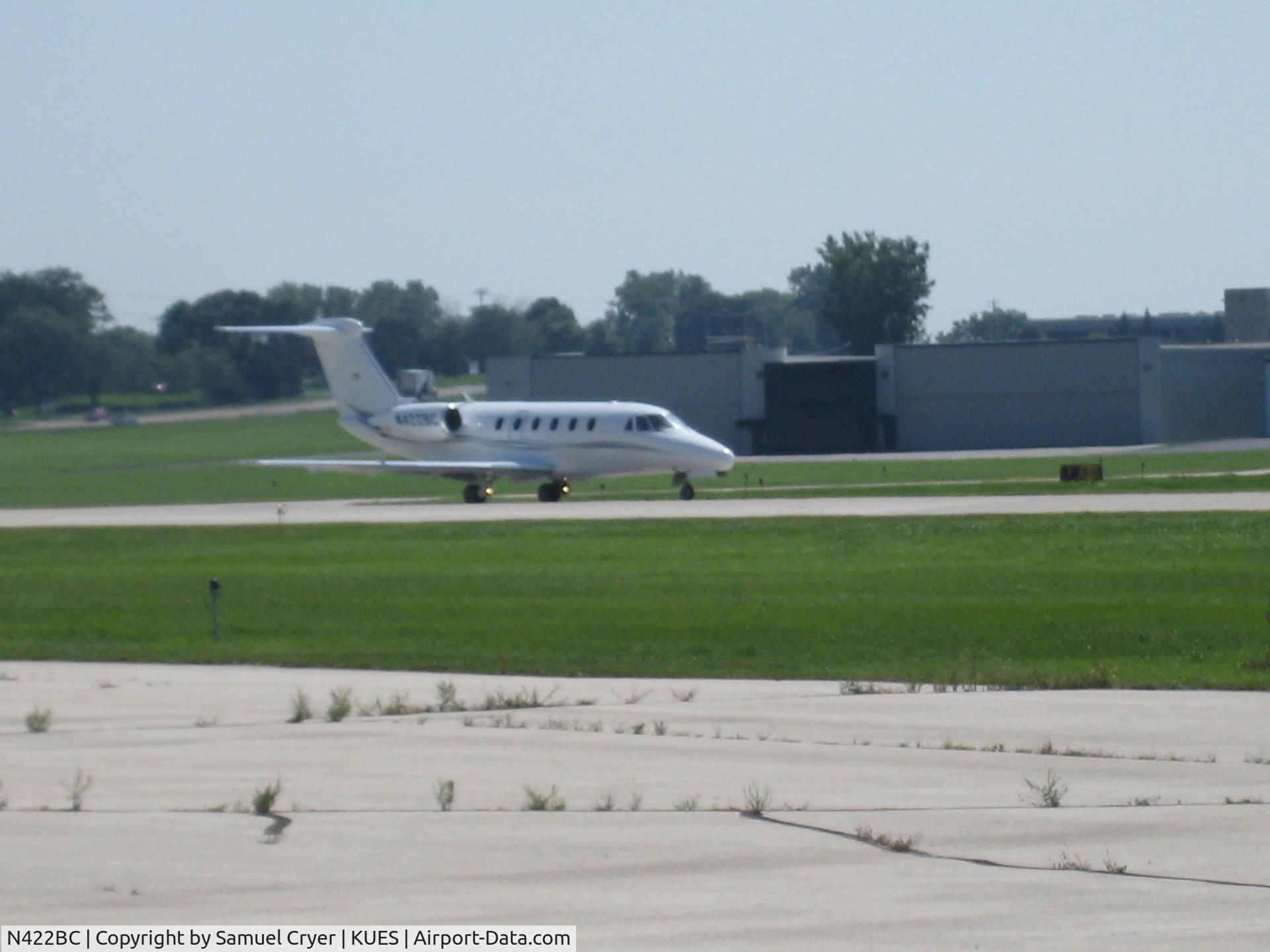 N422BC, 1984 Cessna 650 C/N 650-0024, Departing UES