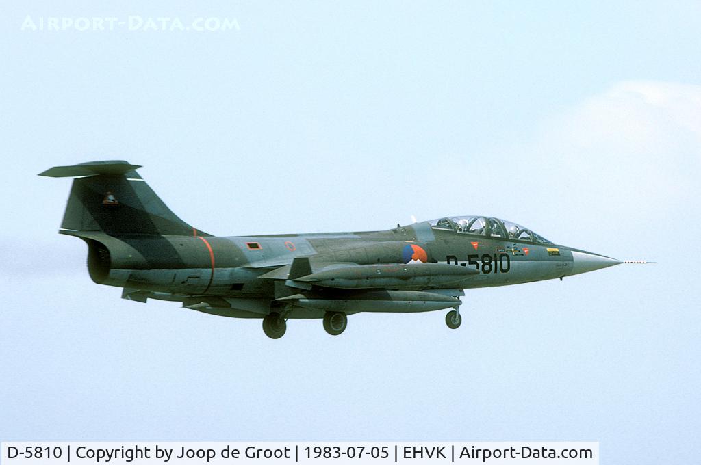 D-5810, Lockheed TF-104G Starfighter C/N 583E-5810, In 1983 we went on a tienertour day trip to Volkel: by train to Oss and by rental bike to Volkel. A trip of over three hours and in the afternoon the same way back.