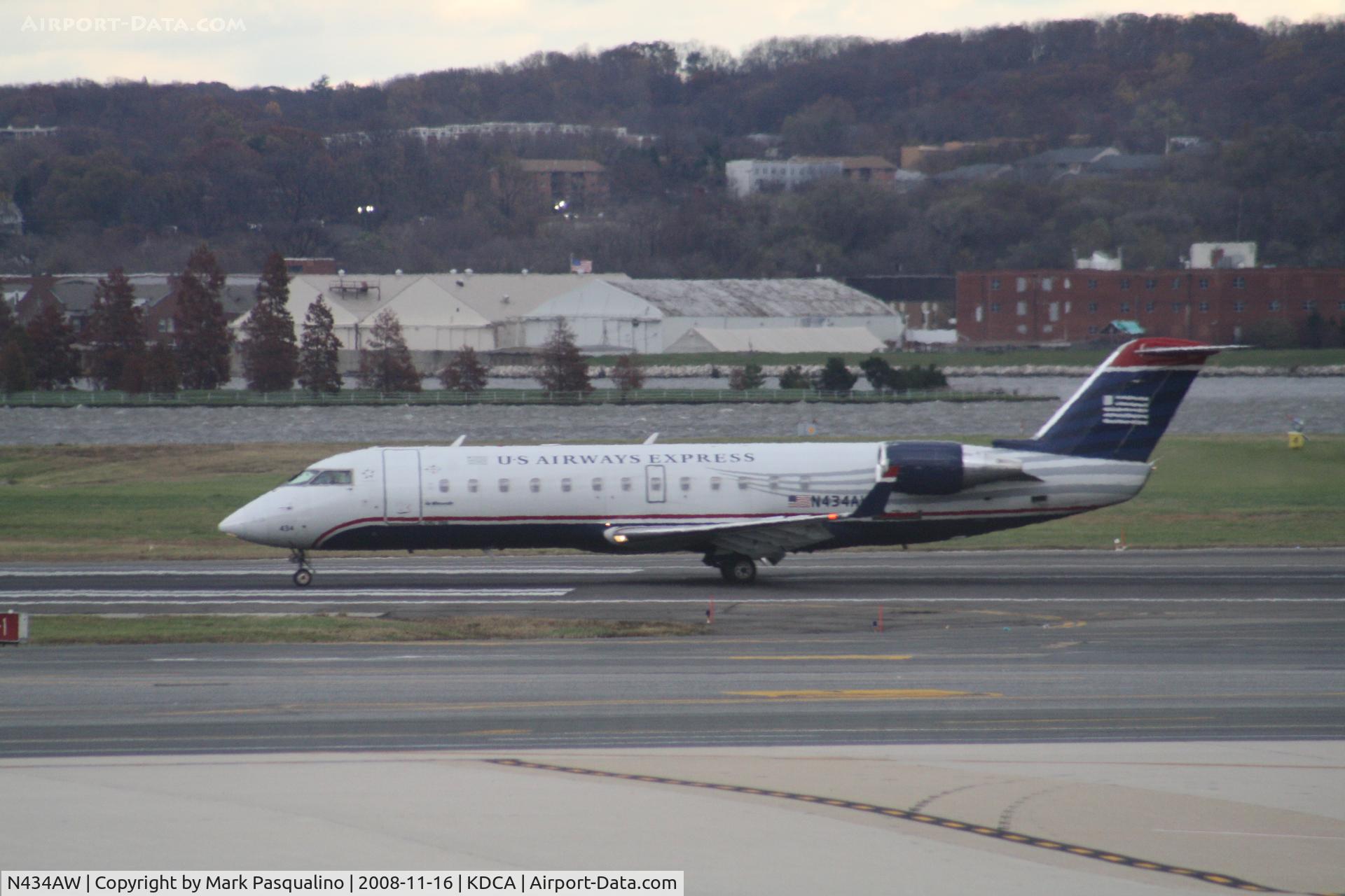 N434AW, 1999 Bombardier CRJ-200ER (CL-600-2B19) C/N 7322, CL-600-2B19