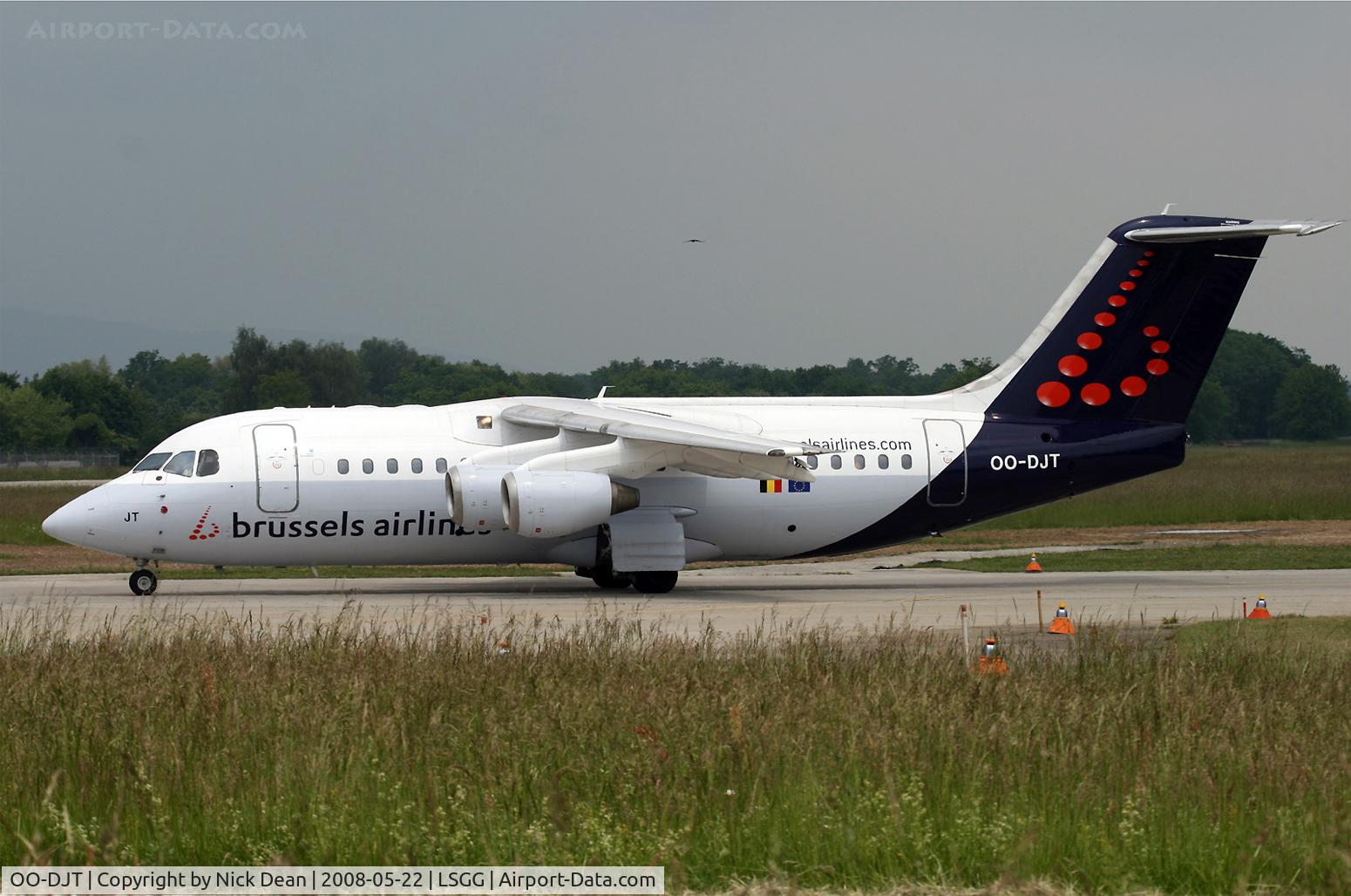OO-DJT, 1996 British Aerospace Avro 146-RJ85 C/N E.2294, /