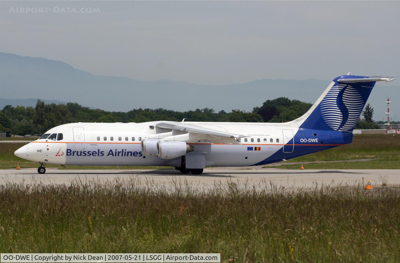OO-DWE, 1998 British Aerospace Avro 146-RJ100 C/N E3327, /