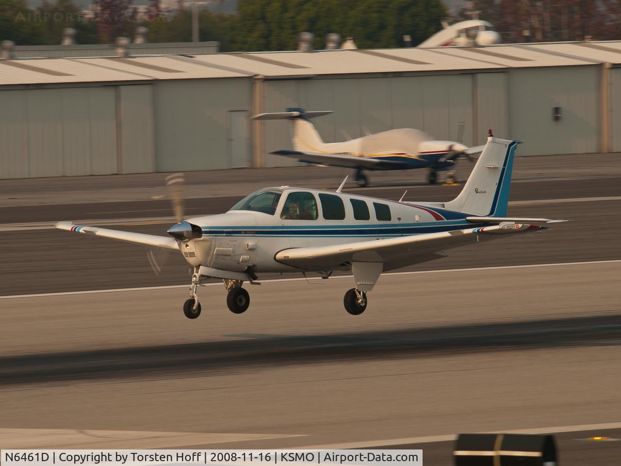 N6461D, 1982 Beech B36TC Bonanza C/N EA-287, N6461D arriving on RWY 21