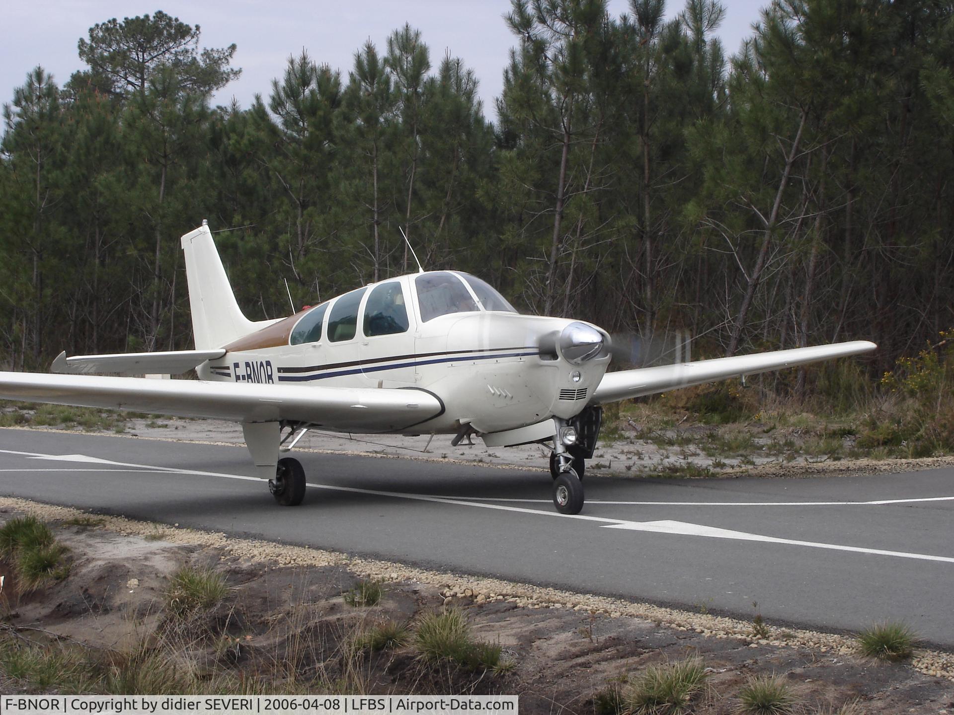 F-BNOR, 1965 Beech 35-C33 Debonair C/N CD-942, Taxi in Village Aeronautique des Lacs LFBS
