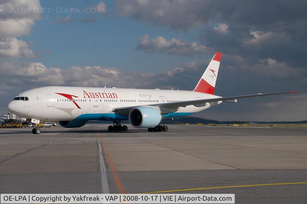 OE-LPA, 1997 Boeing 777-2Z9/ER C/N 28698, Austrian Airlines Boeing 777-200