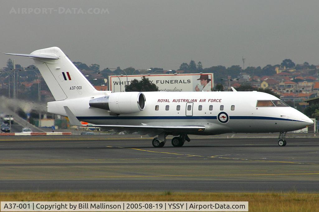A37-001, 2001 Bombardier Challenger 604 (CL-600-2B16) C/N 5521, Royal Australian Air Force (RAAF) Canadair CL-600-2B16 Challenger 604   c/n 5521