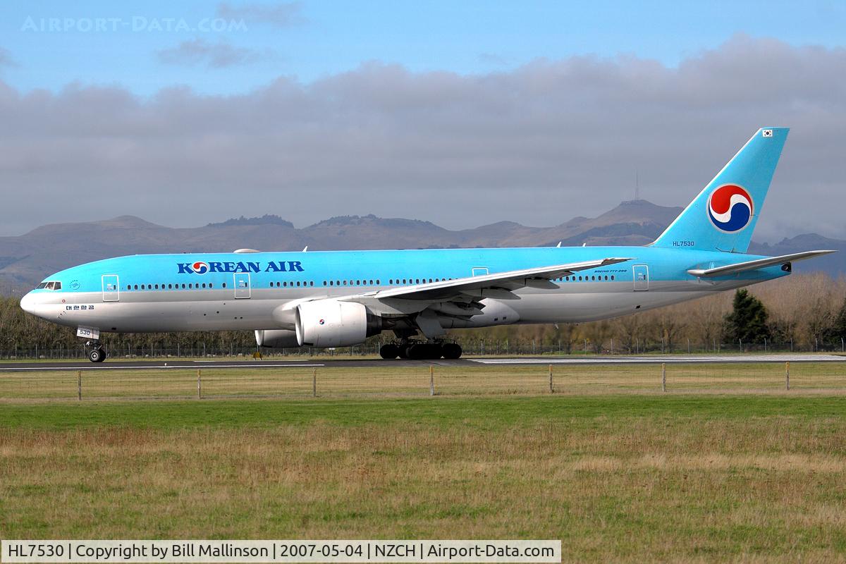 HL7530, 1997 Boeing 777-2B5/ER C/N 27945, Diverted to CHC due to fog in AKL