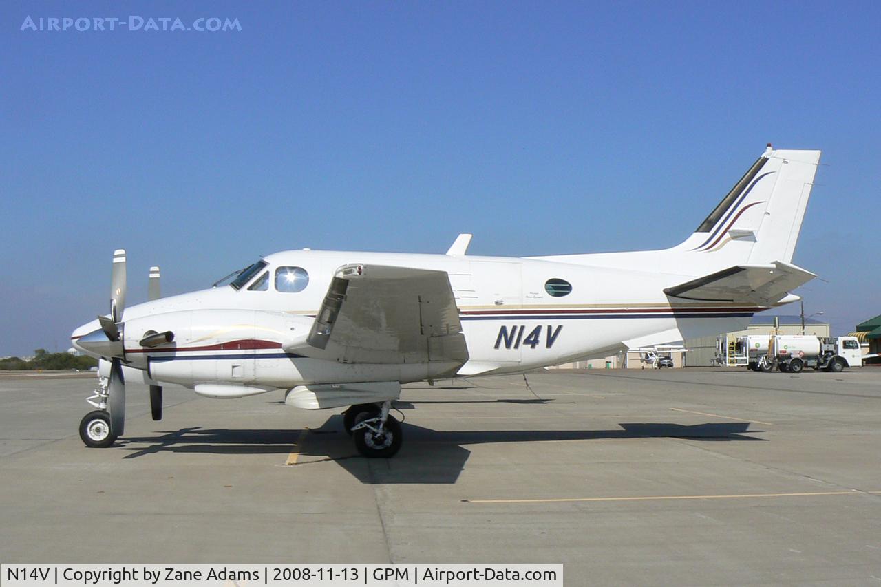 N14V, 1968 Beech B90 C/N LJ-411, At Grand Prairie Municipal