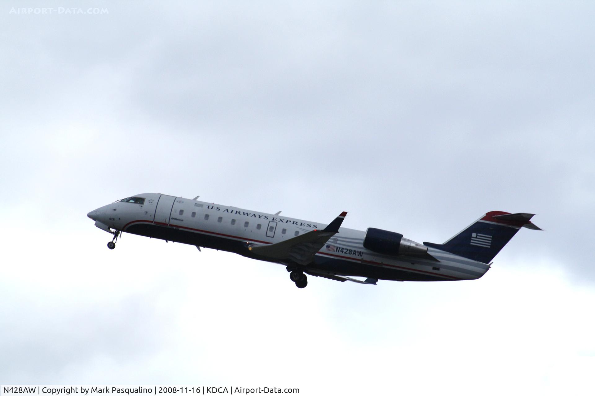 N428AW, 2002 Bombardier CRJ-200LR (CL-600-2B19) C/N 7695, CL-600-2B19