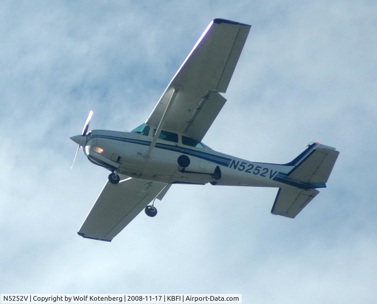 N5252V, 1980 Cessna 172RG Cutlass RG C/N 172RG0485, visiting BOEING field
