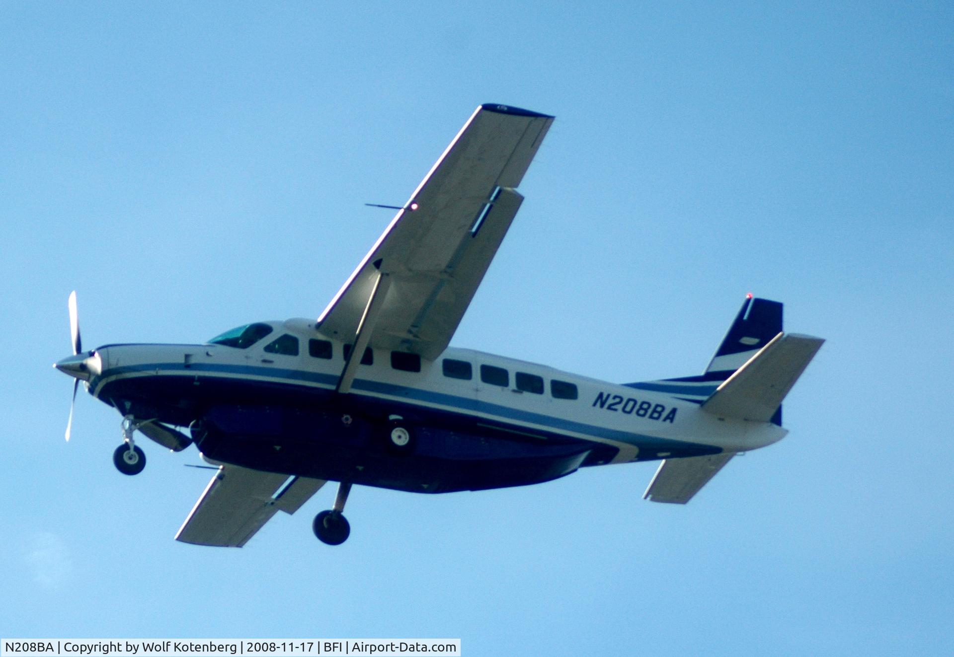 N208BA, 2008 Cessna 208B C/N 208B2027, seconds from touchdown runway 13R, BOEING field