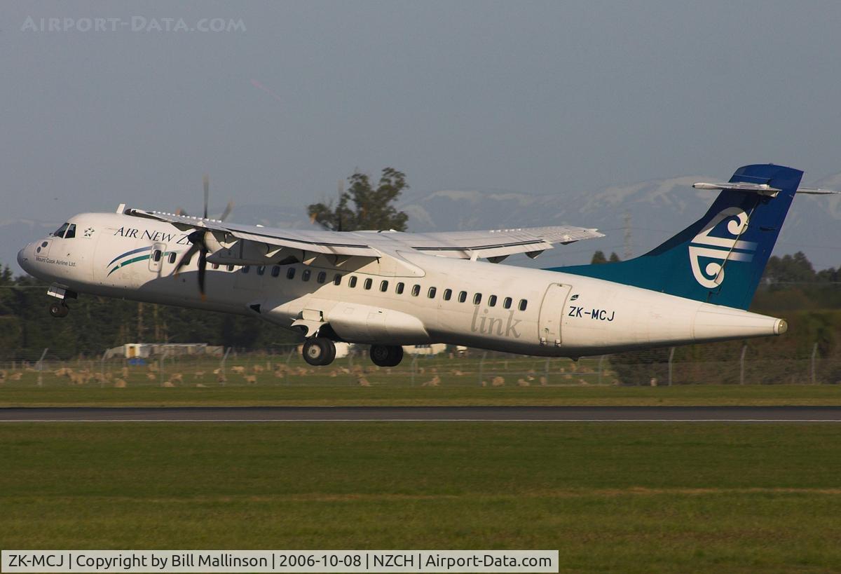 ZK-MCJ, 1999 ATR 72-212A C/N 624, Wing flex