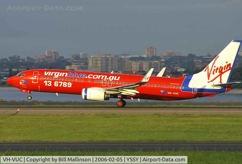 VH-VUC, 2004 Boeing 737-8FE C/N 34014, Rotating from r/w 16R