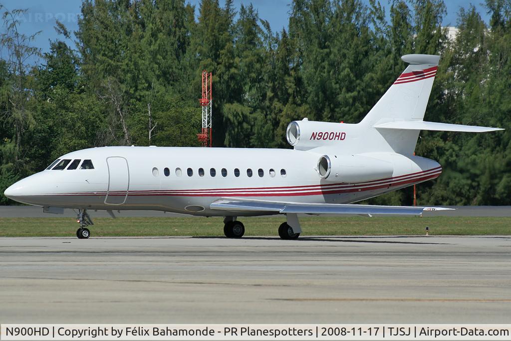 N900HD, 2002 Dassault Falcon 900EX C/N 103, Taxing to rnw 8 at SJU.