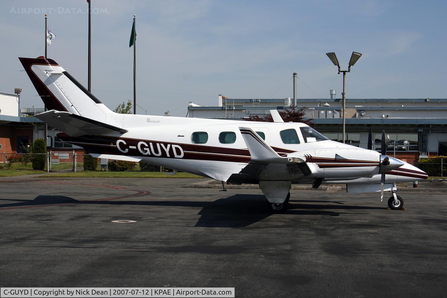 C-GUYD, 1976 Beech B-60 Duke C/N P-399, /