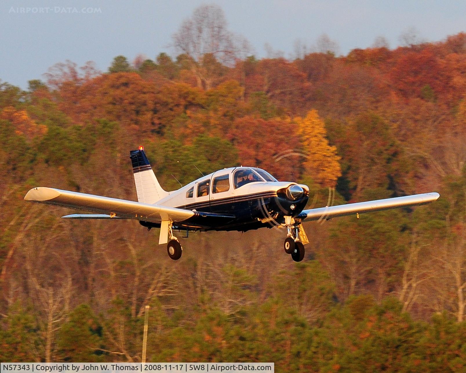 N57343, 1973 Piper PA-28R-200 C/N 28R-7435083, Departing runway 22