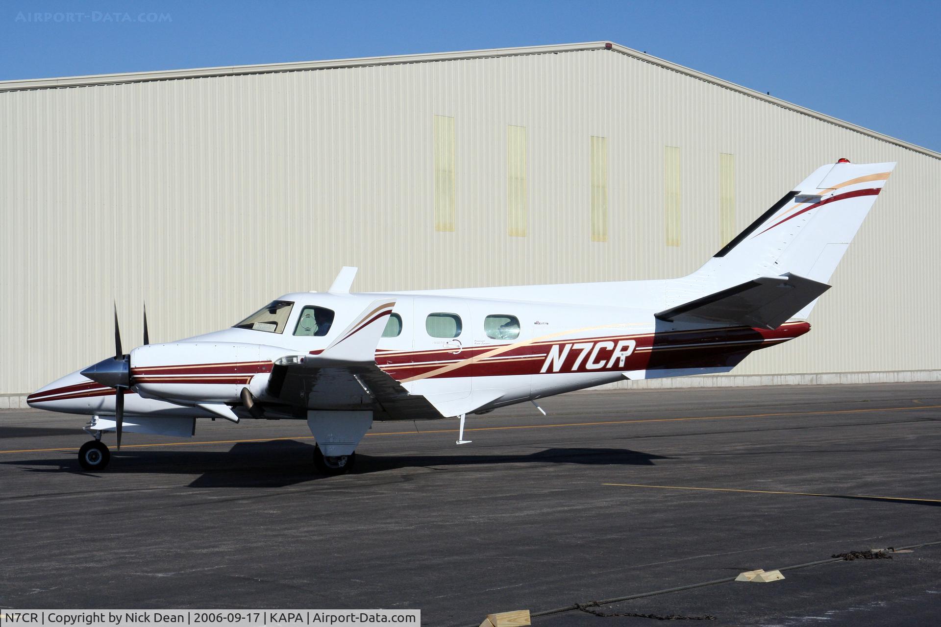 N7CR, 1978 Beech B-60 Duke C/N P-471, Departing 2006 Duke owners fly in @ KAPA