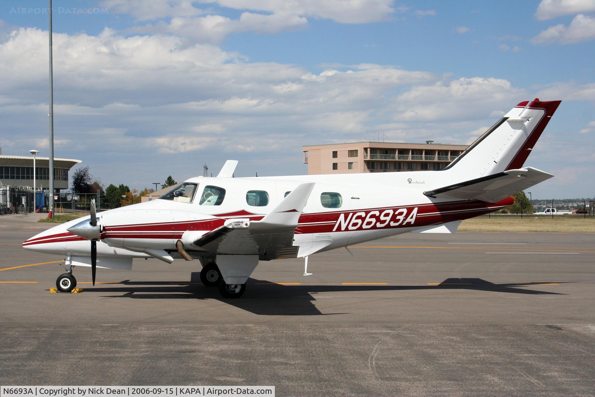 N6693A, 1979 Beech B-60 Duke C/N P-527, /
