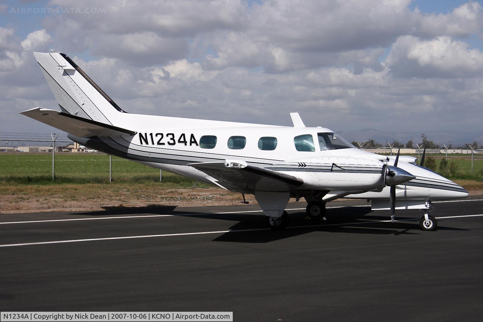 N1234A, 1980 Beech B-60 Duke C/N P-535, /