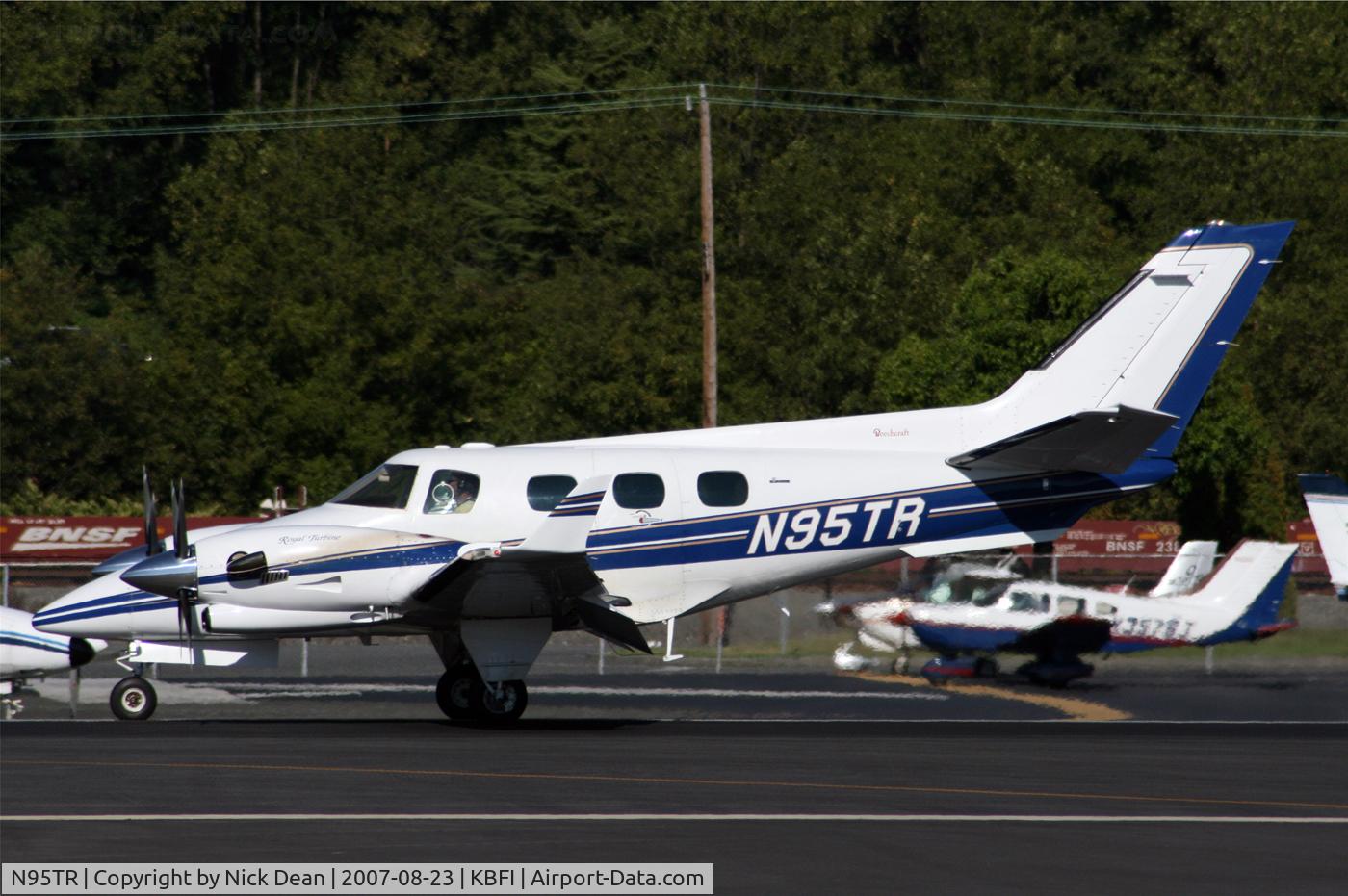 N95TR, 1981 Beech B-60 Duke C/N P-569, Another Turbine Duke