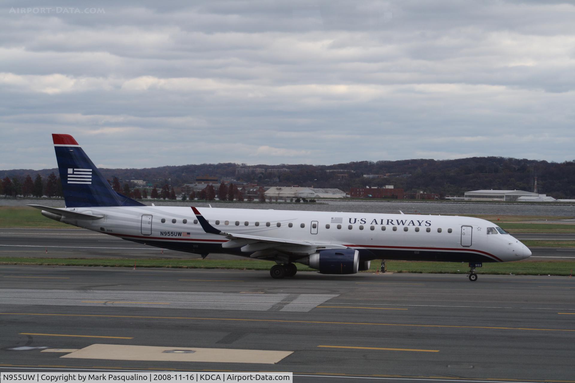 N955UW, 2008 Embraer ERJ-190-100 IGW 190AR C/N 19000152, ERJ 190-100 IGW