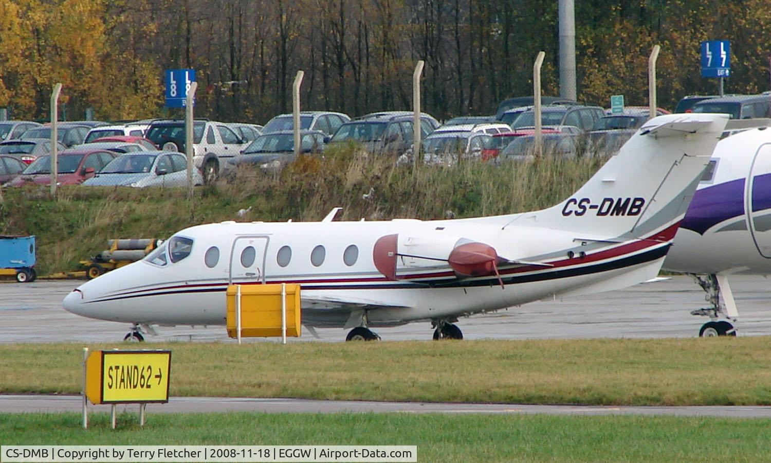 CS-DMB, 2005 Hawker Beechcraft 400A Beechjet Beechjet C/N RK-403, Netjets Beechjet 400 at Luton