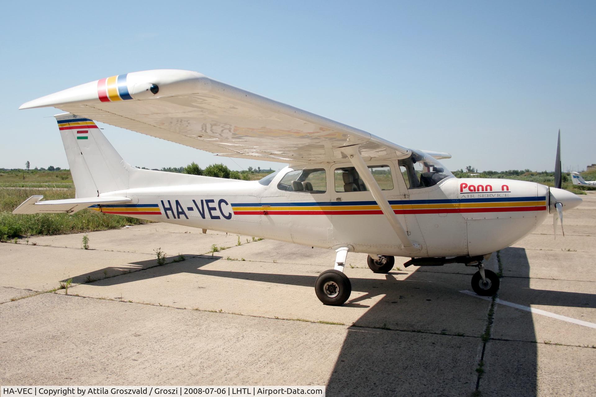 HA-VEC, 1974 Reims FR172J Reims Rocket C/N 0481, Tököl airport, Hungary