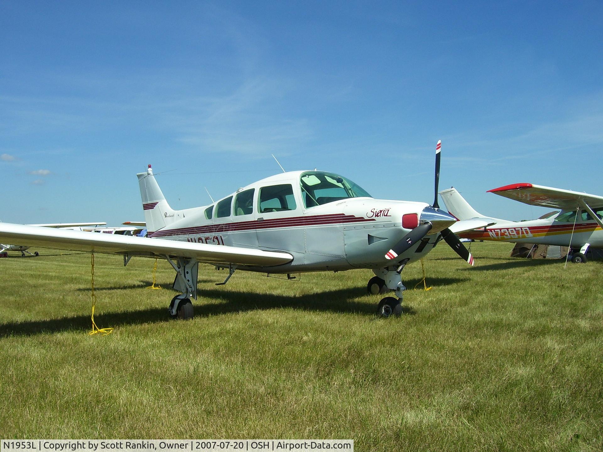 N1953L, 1976 Beech B24R Sierra C/N MC-421, N1953L at Oshkosh 2007