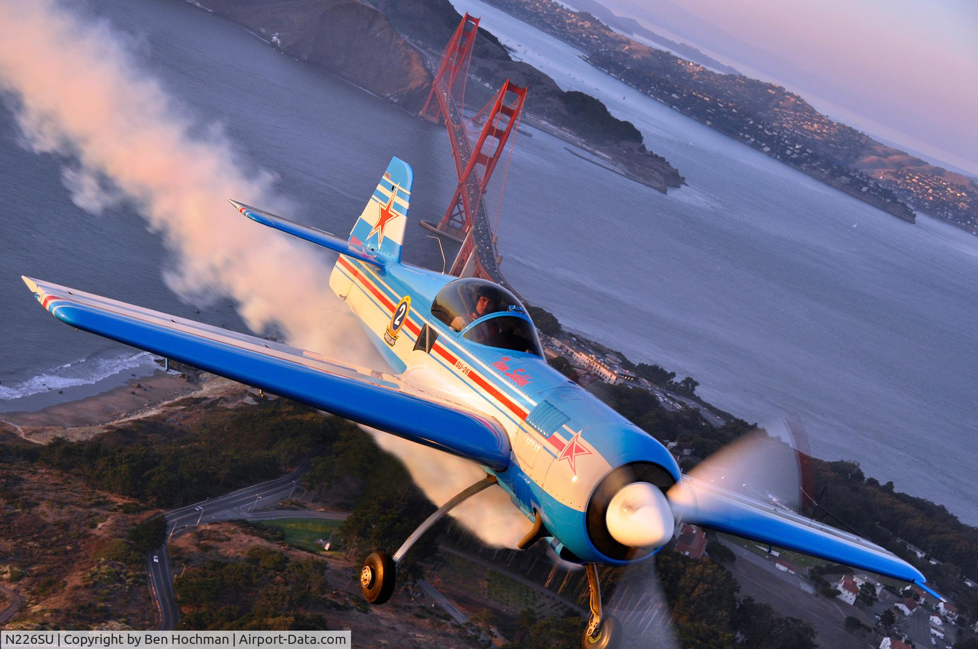 N226SU, 1993 Sukhoi Su-26 C/N 05-08, Golden Gate Bridge