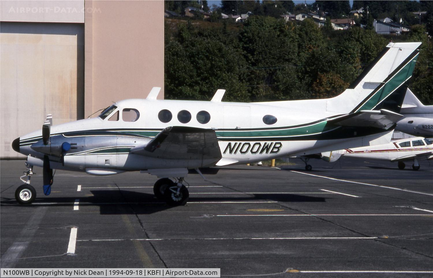 N100WB, 1966 Beech 65-A90 C/N LJ-139, its a parked king air
