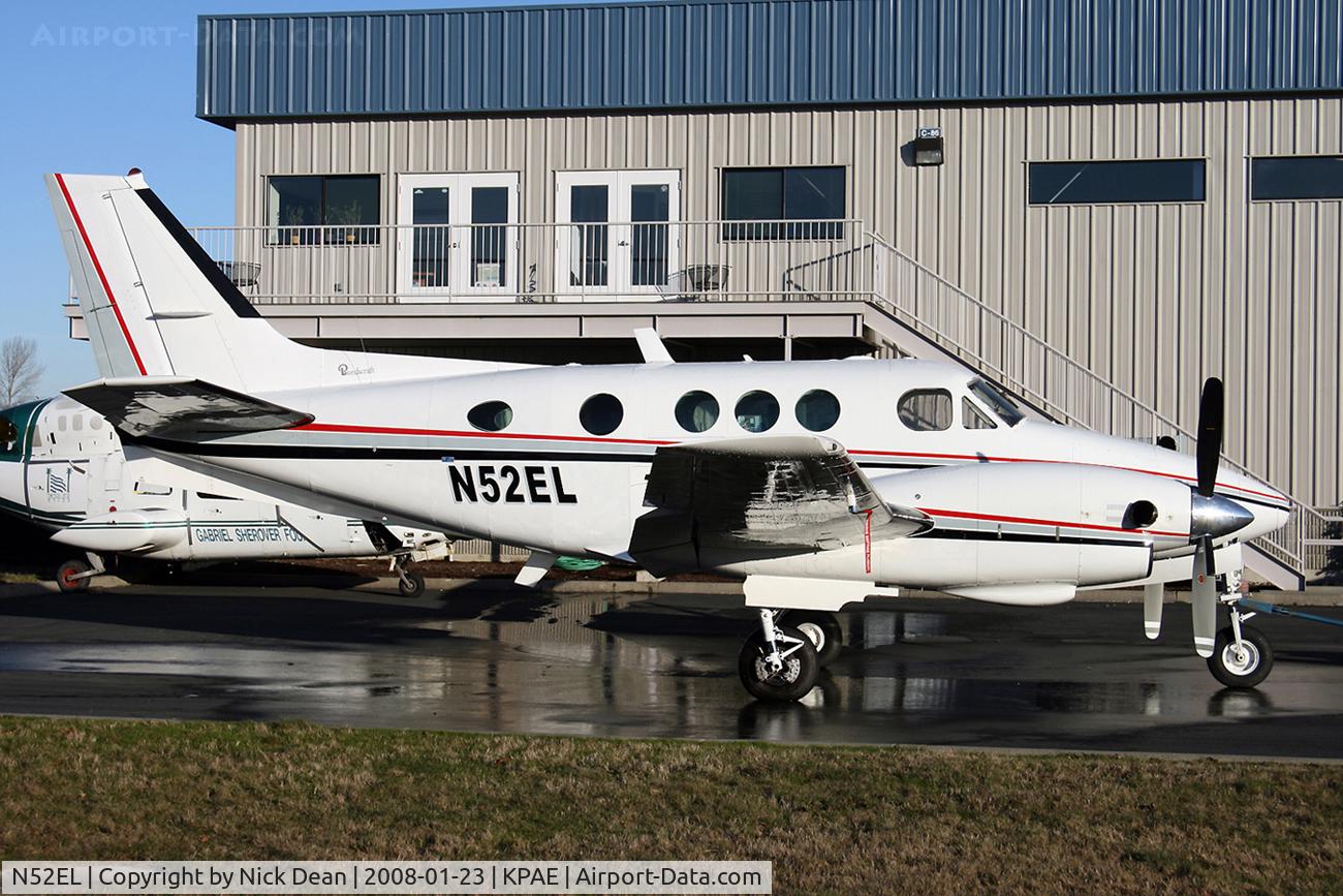 N52EL, 1966 Beech 65-A90 C/N LJ-204, / another king air